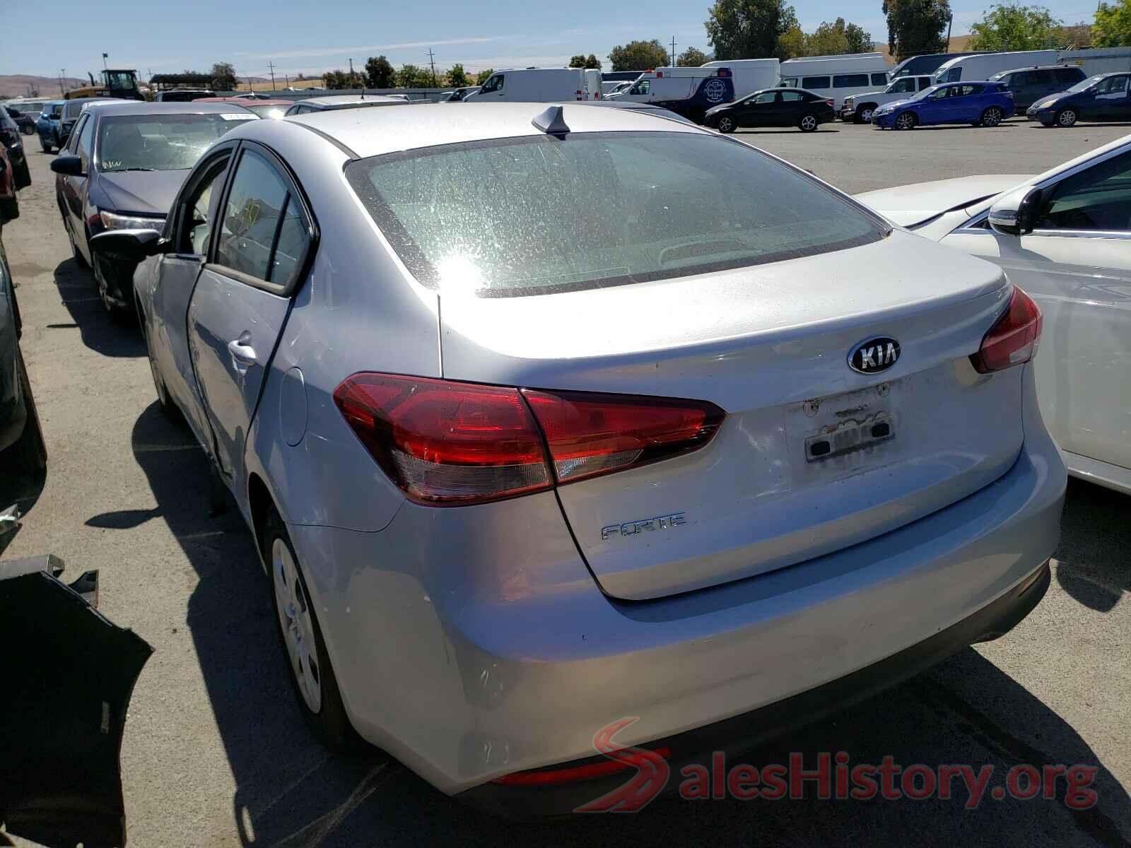 3KPFK4A78HE045195 2017 KIA FORTE