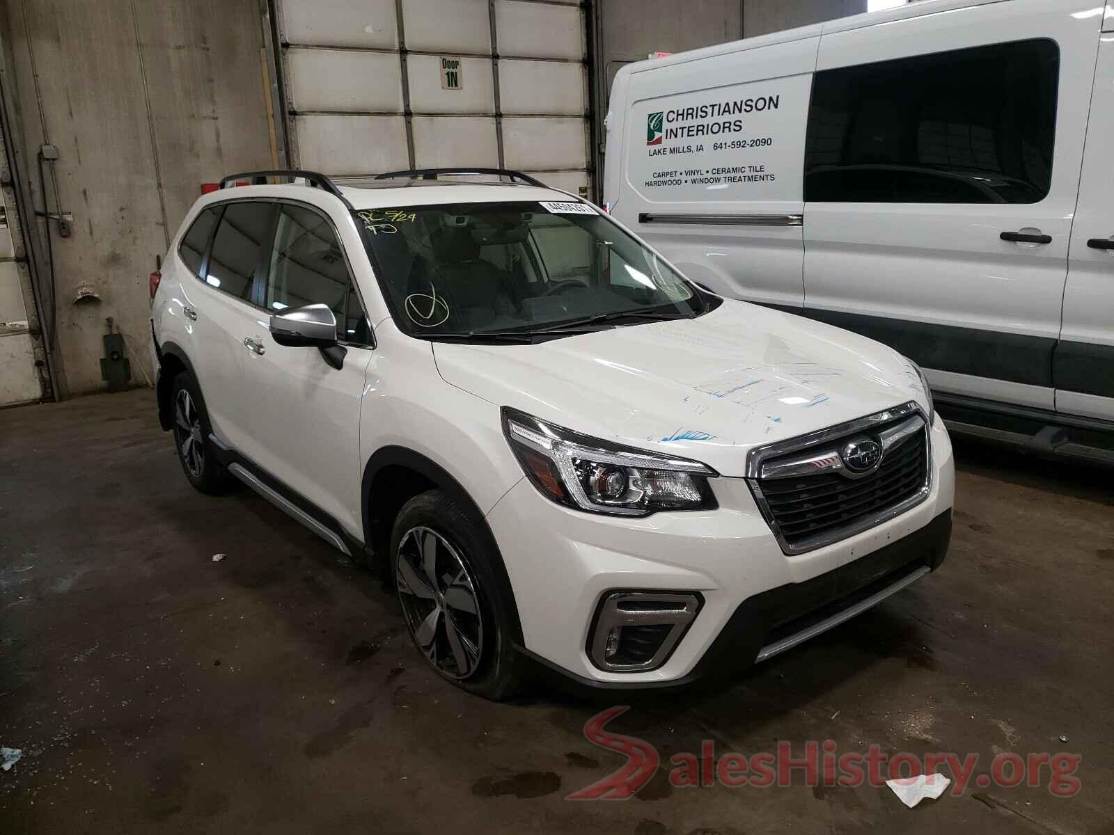 JF2SKAWC1KH500667 2019 SUBARU FORESTER