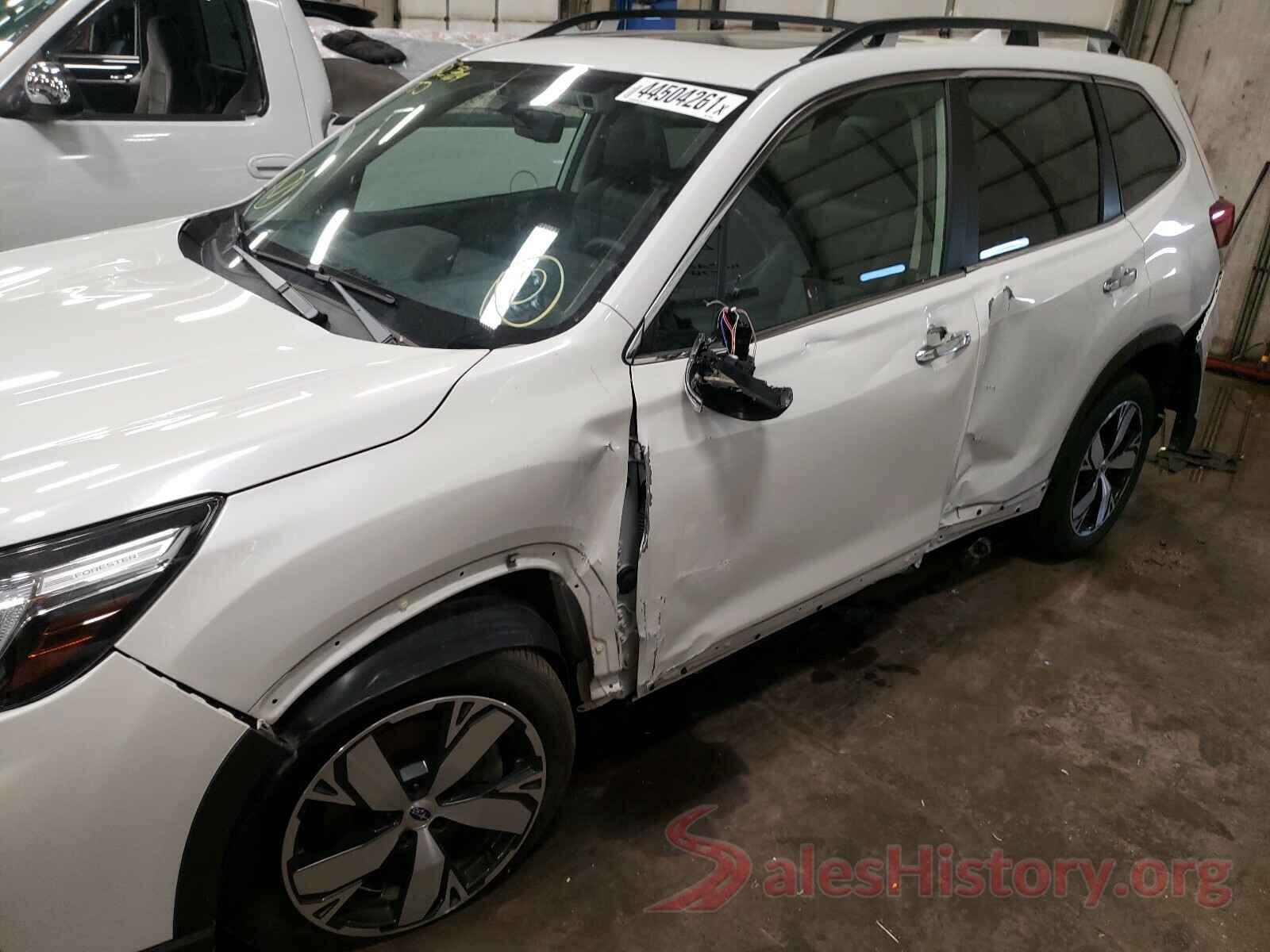 JF2SKAWC1KH500667 2019 SUBARU FORESTER