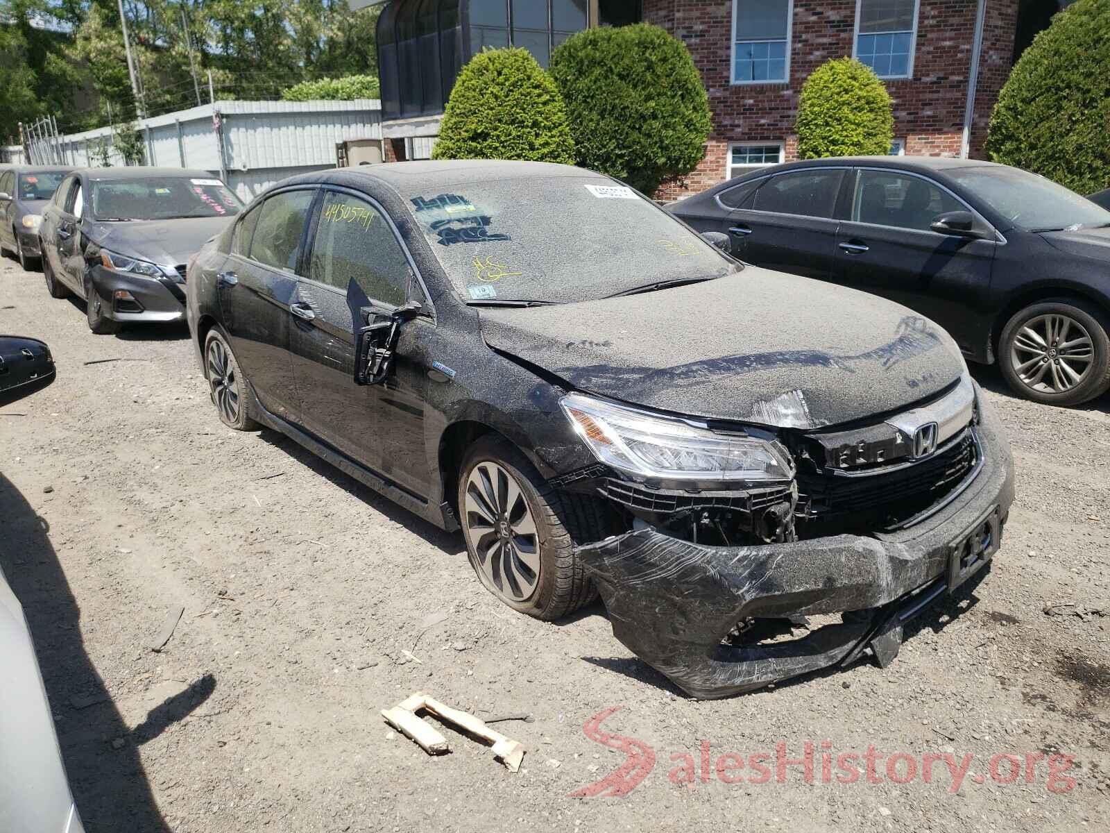 JHMCR6F71HC003587 2017 HONDA ACCORD