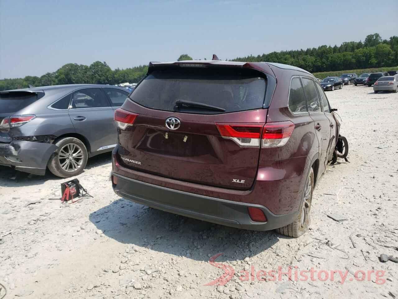 5TDKZRFH9JS279057 2018 TOYOTA HIGHLANDER