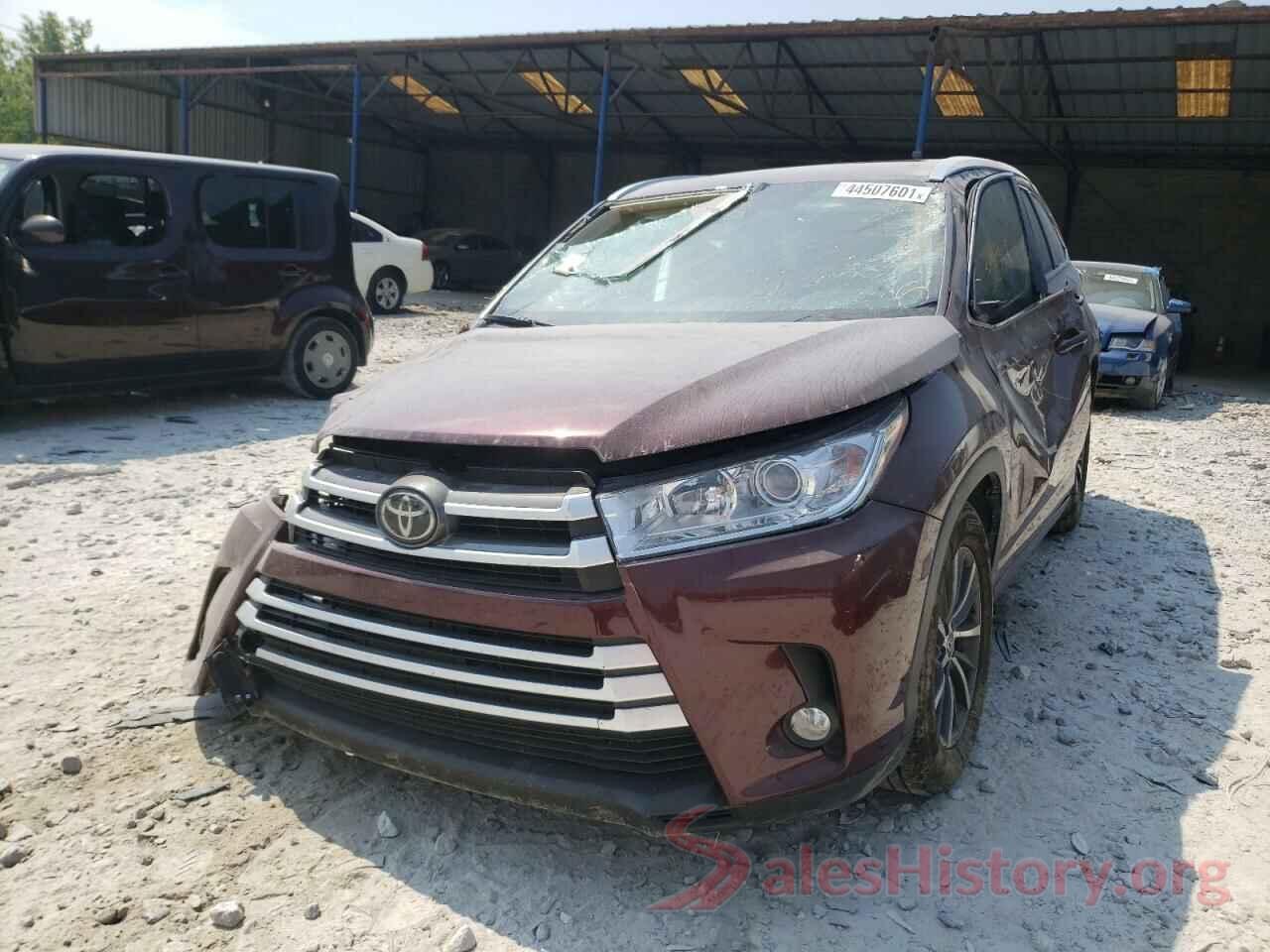 5TDKZRFH9JS279057 2018 TOYOTA HIGHLANDER