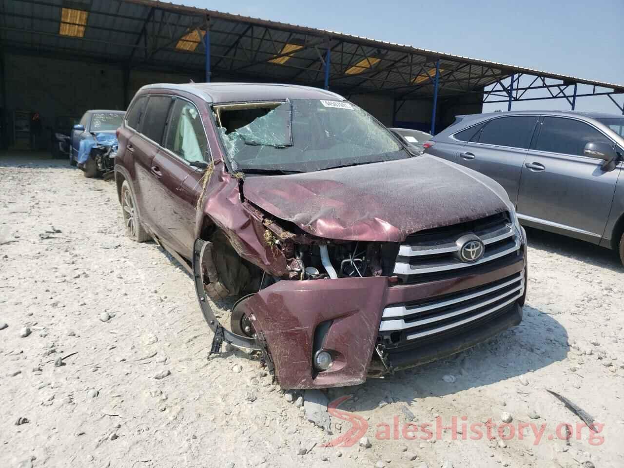 5TDKZRFH9JS279057 2018 TOYOTA HIGHLANDER