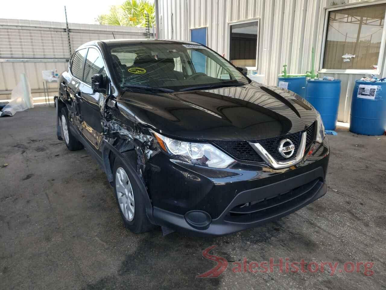 JN1BJ1CP9JW102404 2018 NISSAN ROGUE