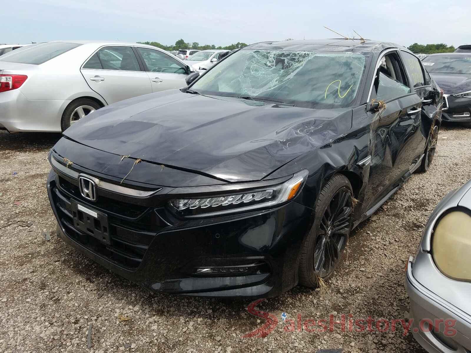 1HGCV2F98JA040226 2018 HONDA ACCORD