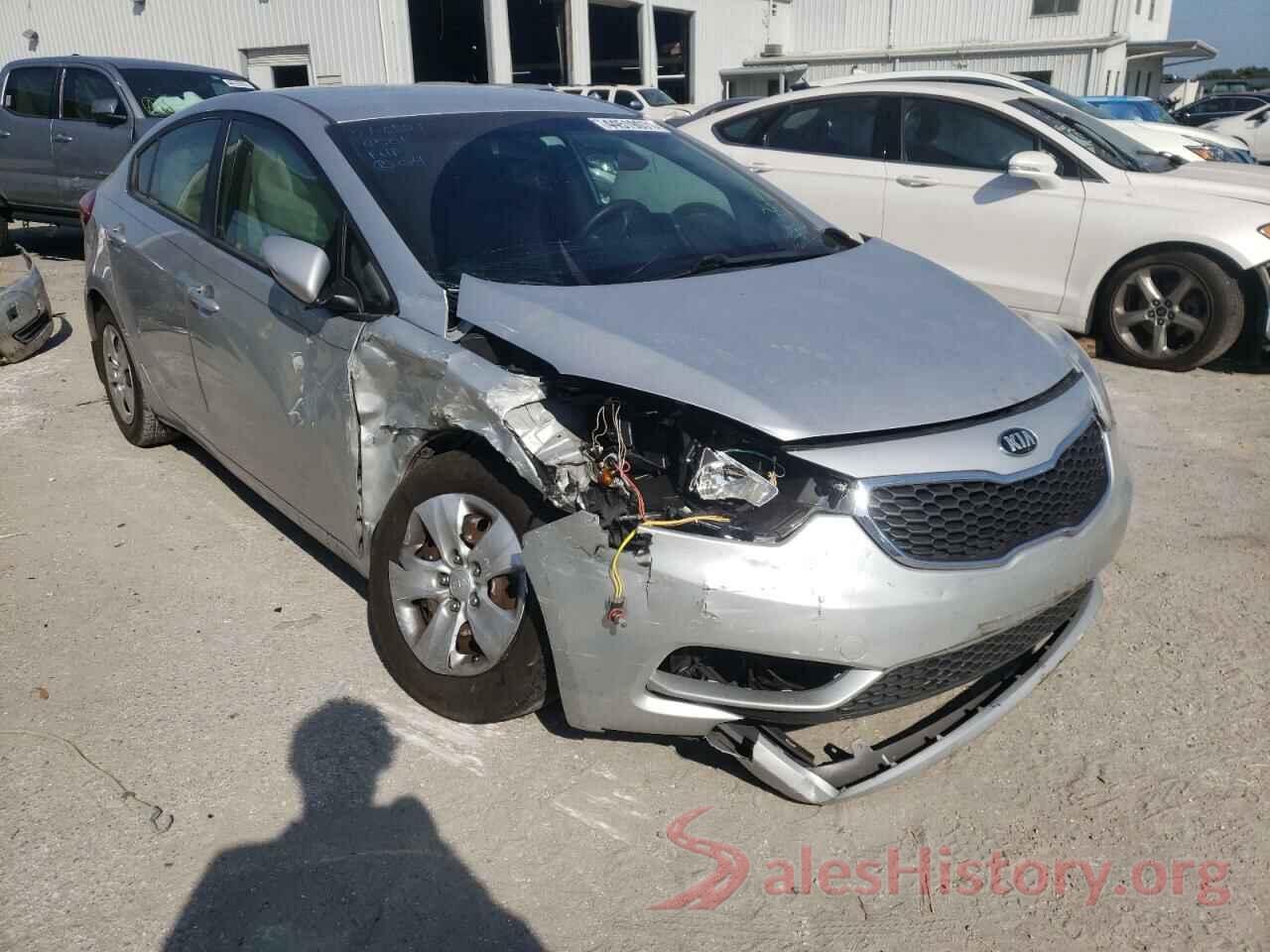 KNAFX4A6XG5519390 2016 KIA FORTE