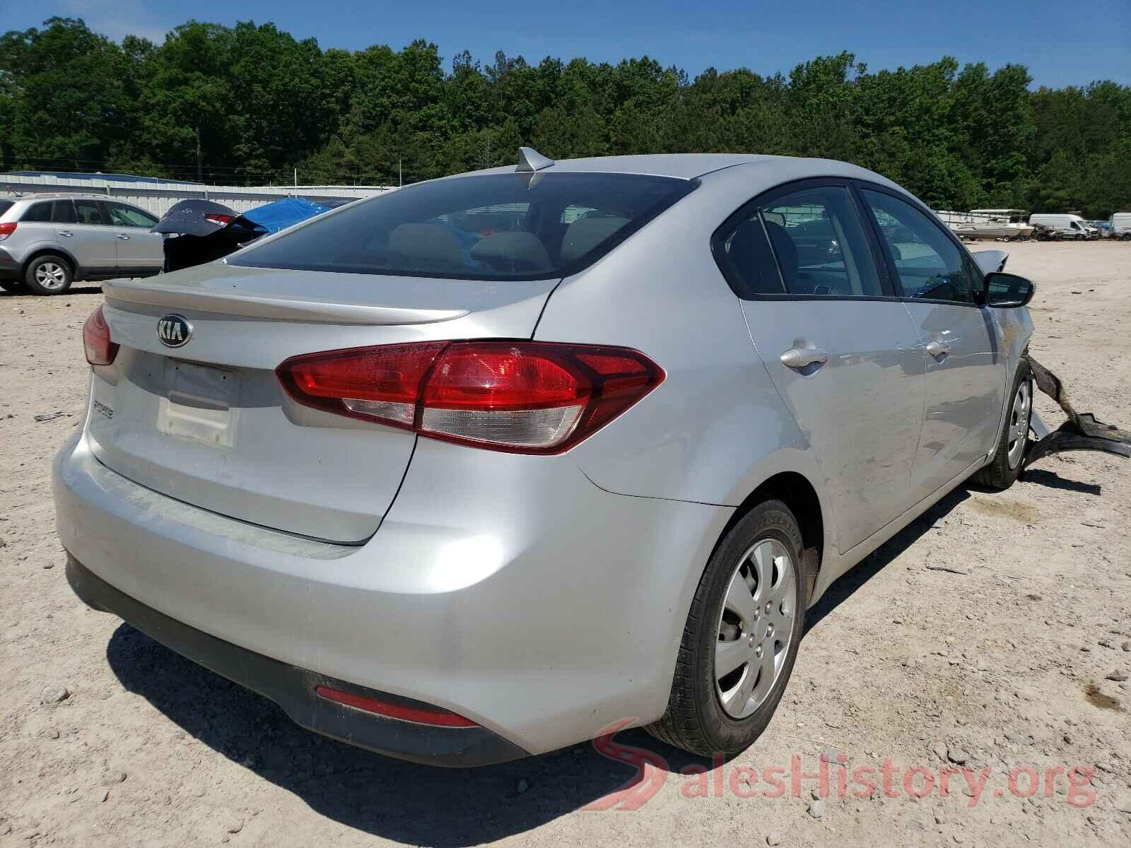 3KPFK4A77HE055779 2017 KIA FORTE