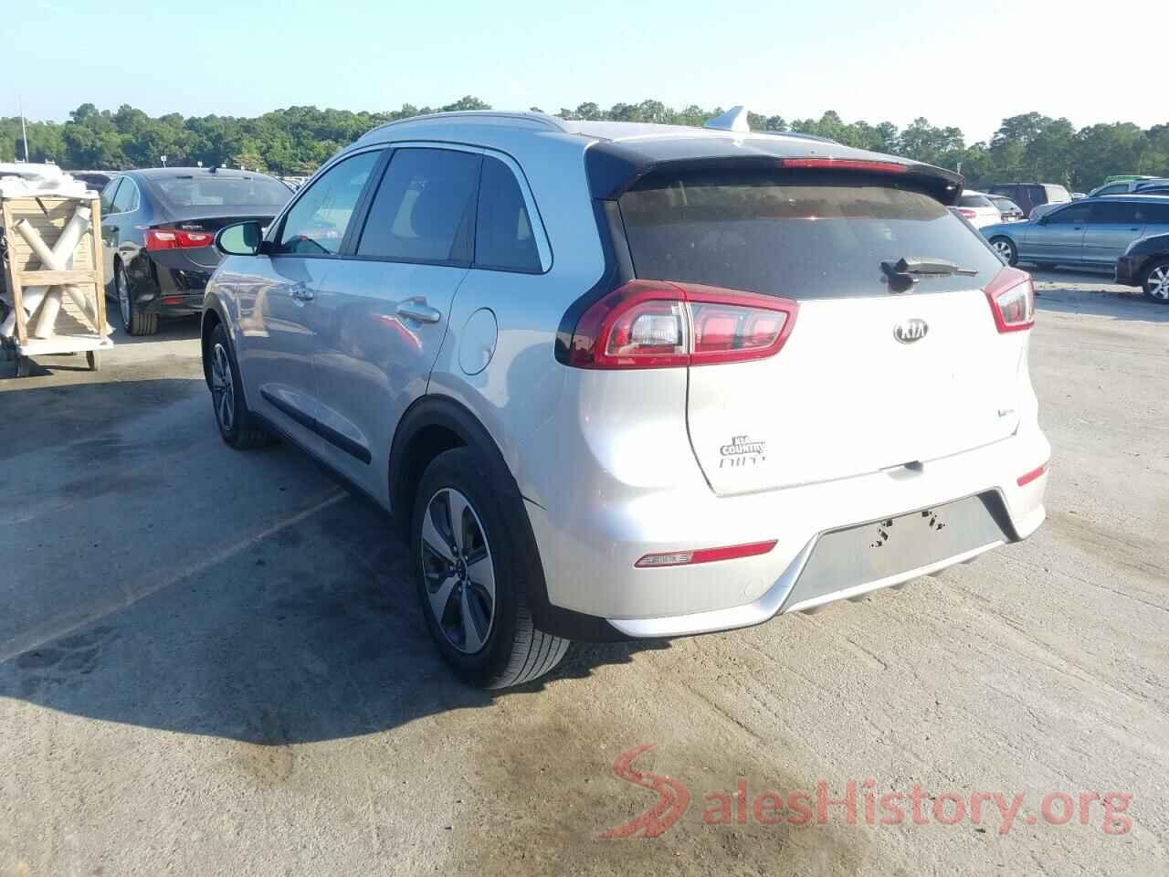 KNDCB3LC3J5110303 2018 KIA NIRO