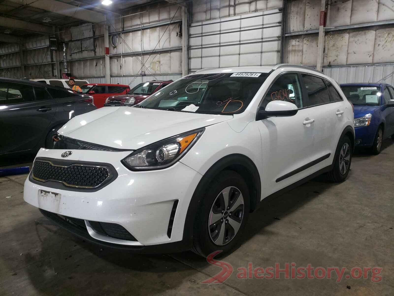 KNDCB3LC2H5059449 2017 KIA NIRO