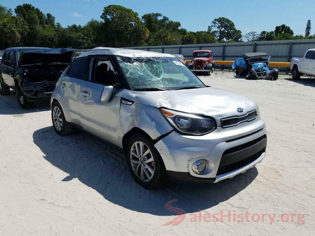 KNDJP3A57J7593571 2018 KIA SOUL