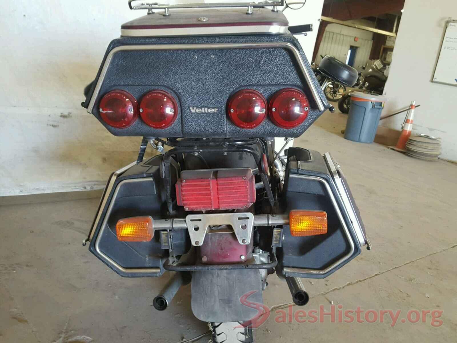 1HFSC0204CA224020 1982 HONDA GL CYCLE