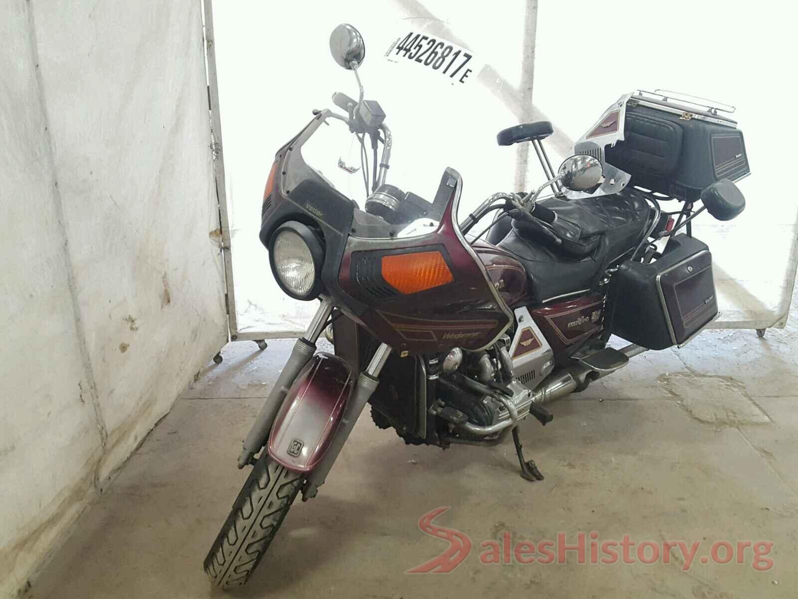 1HFSC0204CA224020 1982 HONDA GL CYCLE