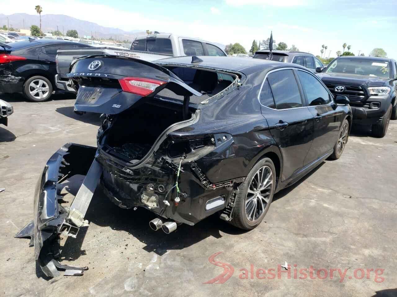 4T1B11HKXKU776757 2019 TOYOTA CAMRY