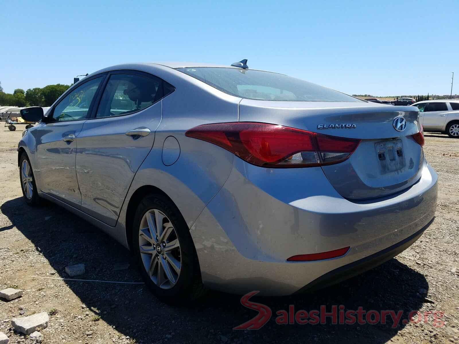 5NPDH4AE8GH707811 2016 HYUNDAI ELANTRA