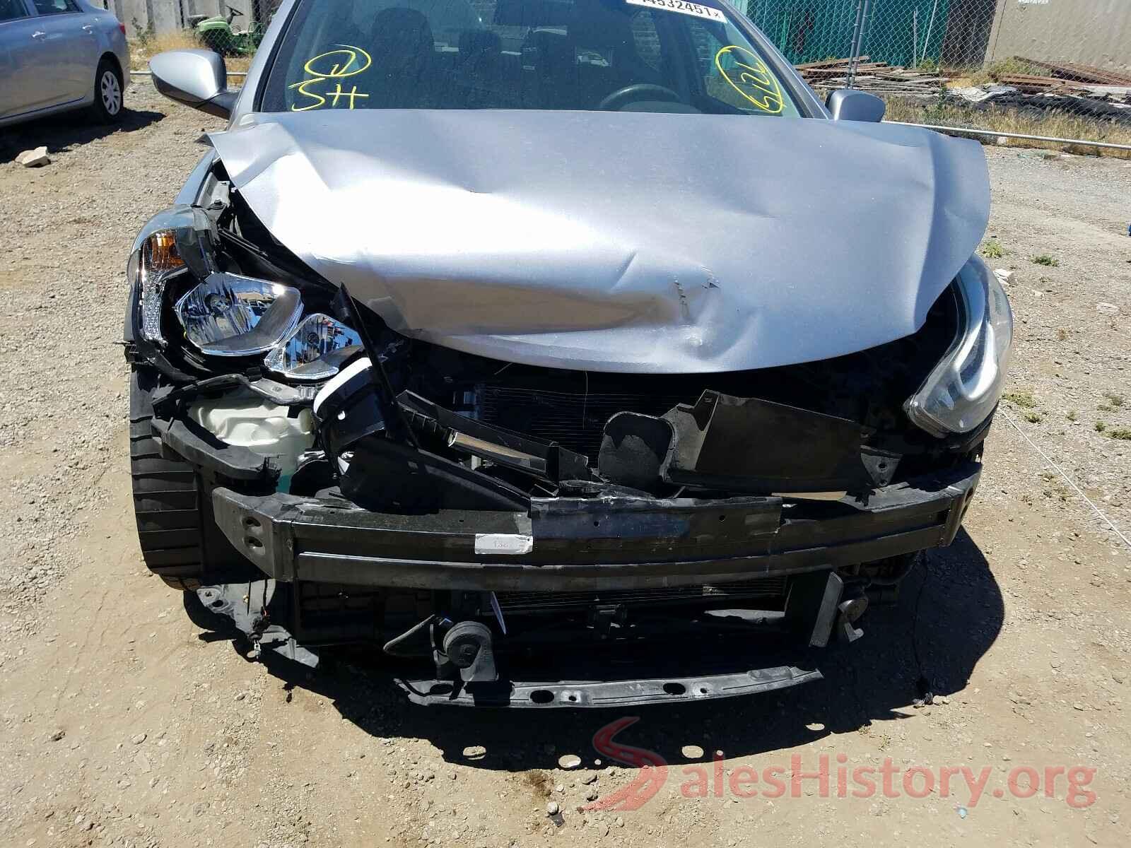 5NPDH4AE8GH707811 2016 HYUNDAI ELANTRA