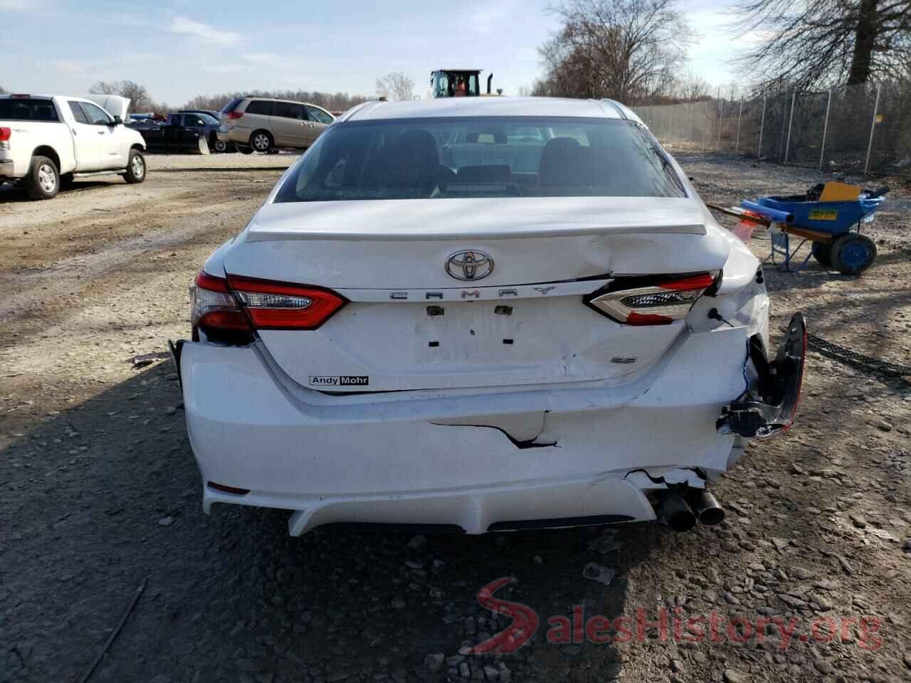 4T1B11HK9JU621549 2018 TOYOTA CAMRY