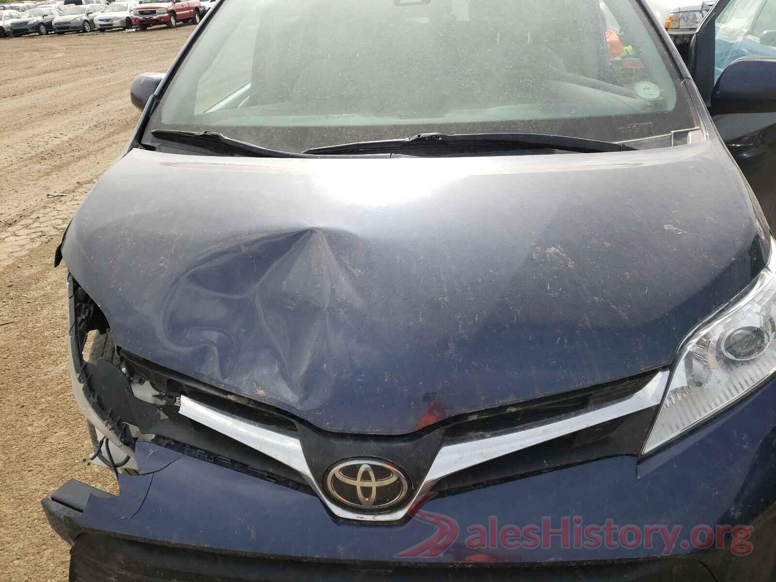 5TDKZ3DCXKS993818 2019 TOYOTA SIENNA