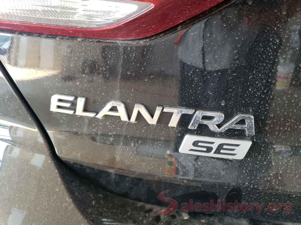 5NPD74LF6JH273596 2018 HYUNDAI ELANTRA