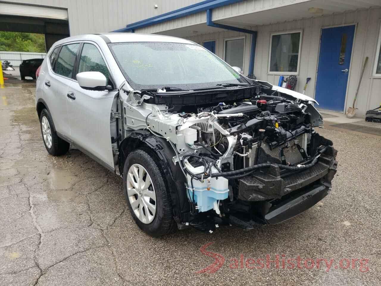 KNMAT2MT6JP590239 2018 NISSAN ROGUE