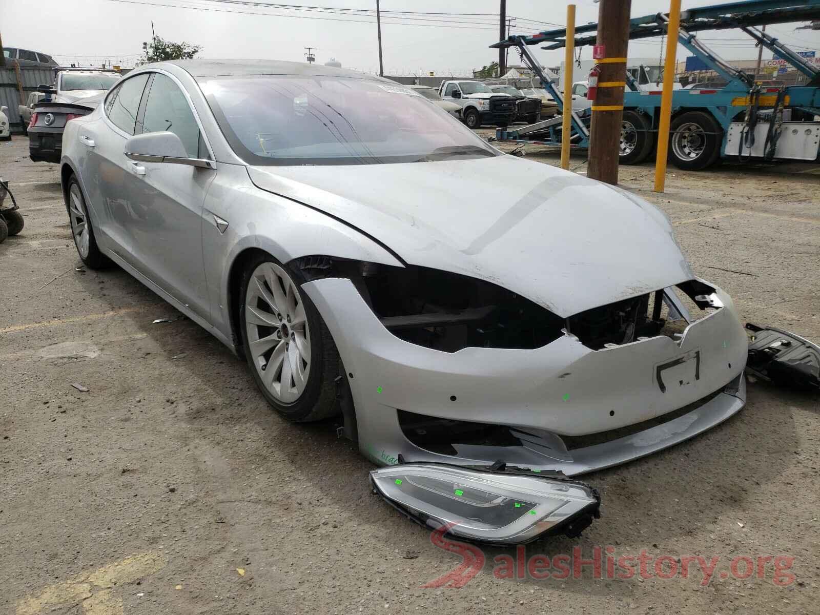 5YJSA1E26JF298062 2018 TESLA MODEL S