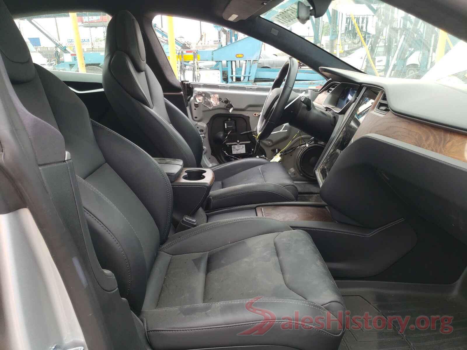 5YJSA1E26JF298062 2018 TESLA MODEL S