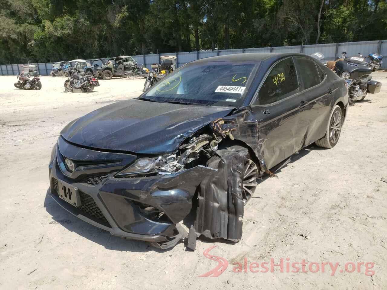 4T1G11AK0LU327184 2020 TOYOTA CAMRY