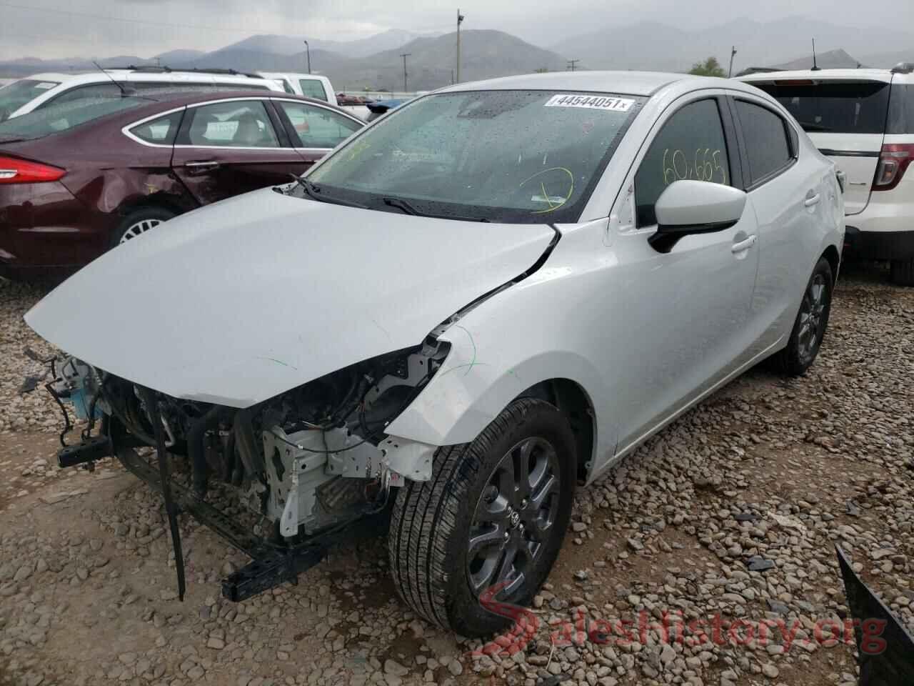 3MYDLBYV2KY509084 2019 TOYOTA YARIS