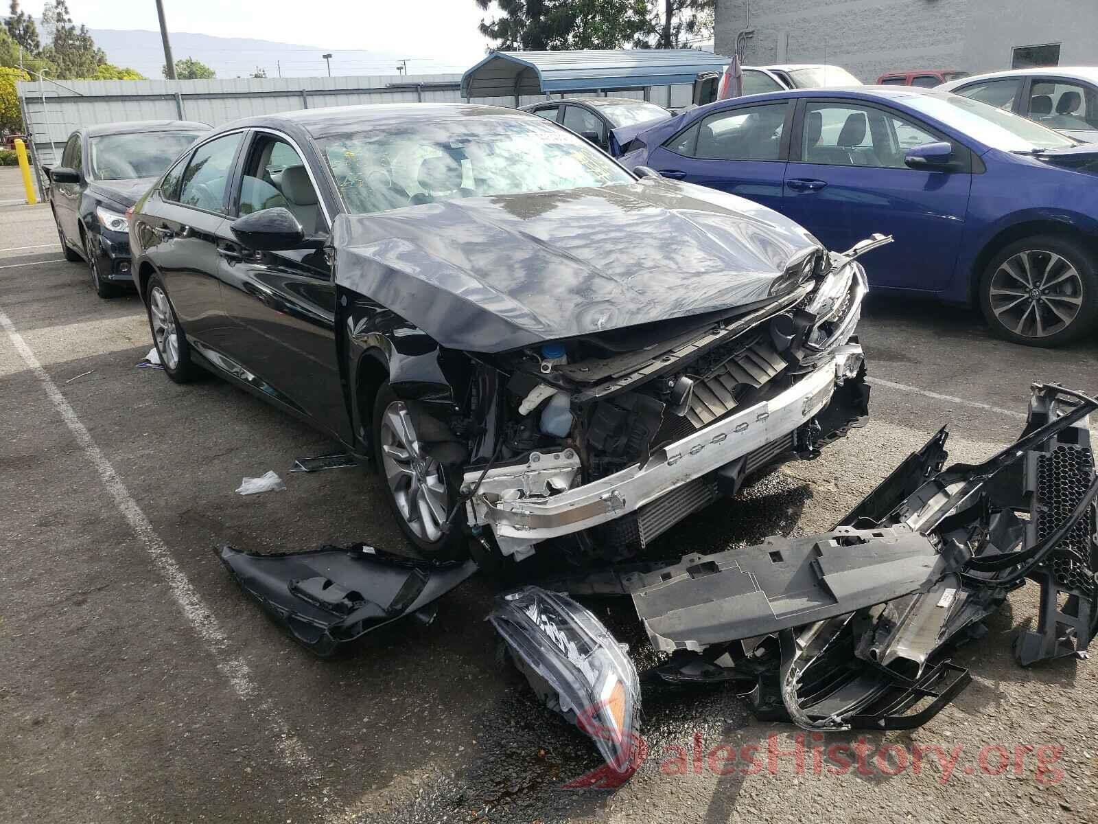 1HGCV1F18JA079936 2018 HONDA ACCORD