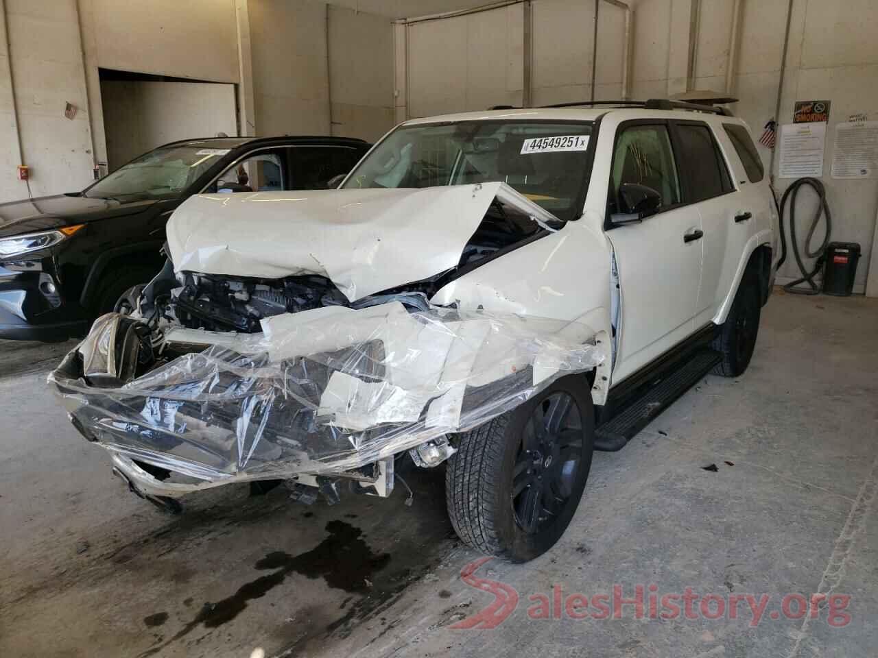 JTEBU5JR5K5698260 2019 TOYOTA 4RUNNER