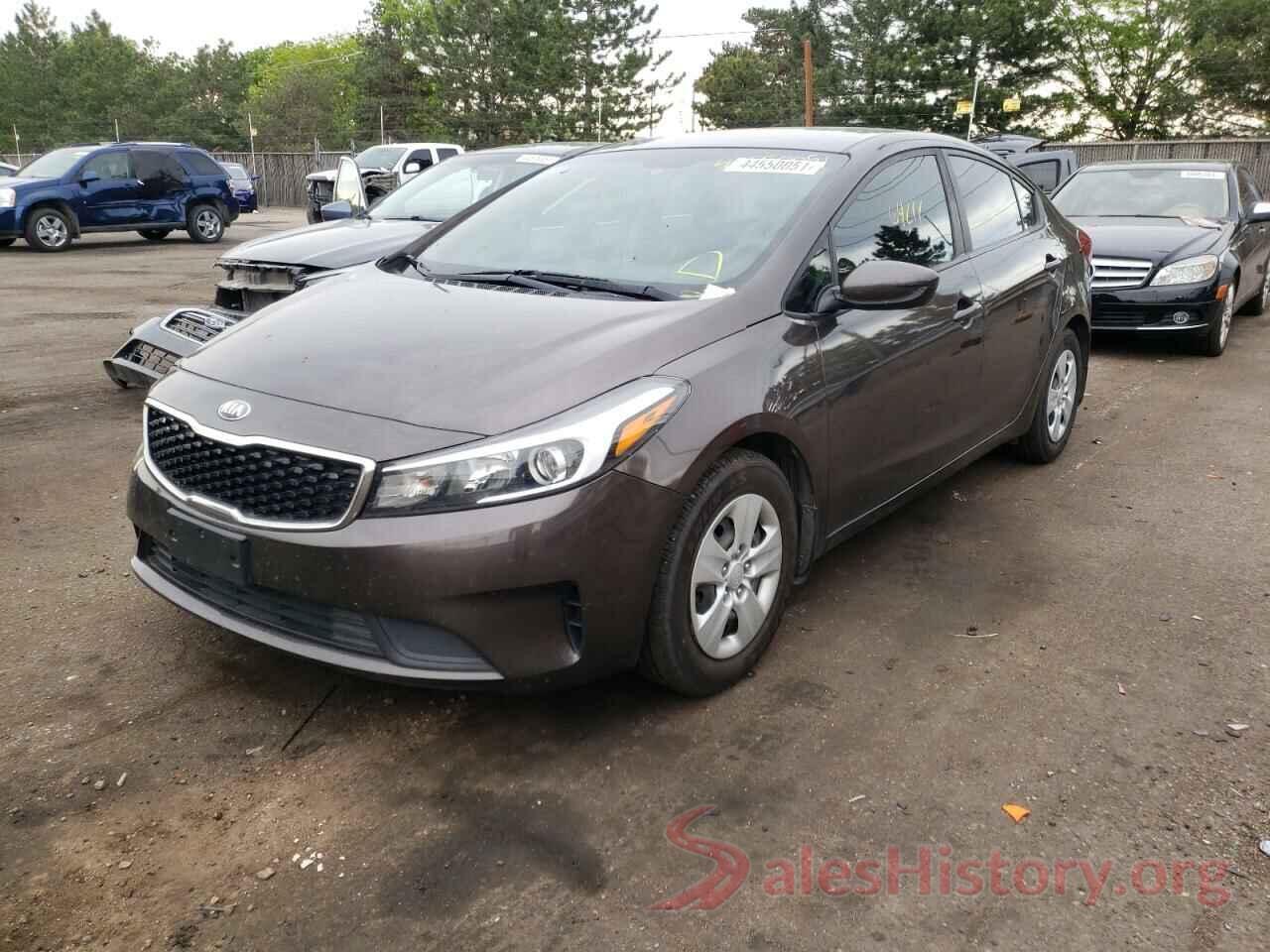 3KPFK4A70HE152371 2017 KIA FORTE