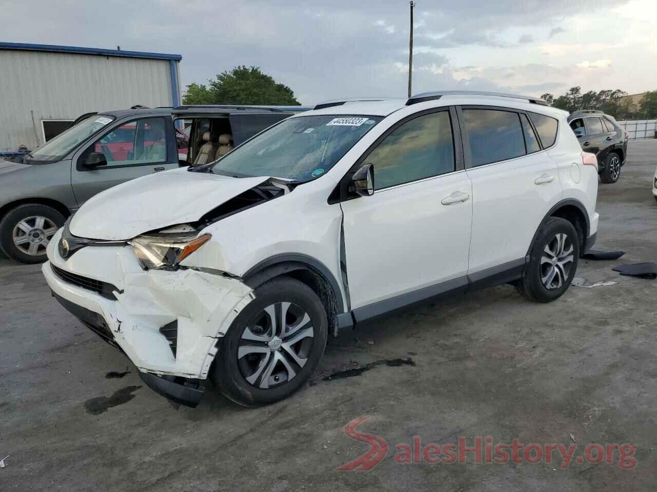 JTMZFREV5JJ176519 2018 TOYOTA RAV4