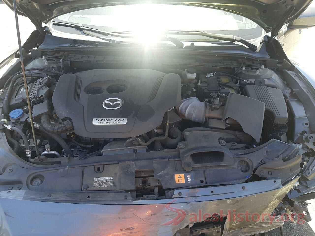 JM1GL1XYXJ1329596 2018 MAZDA 6