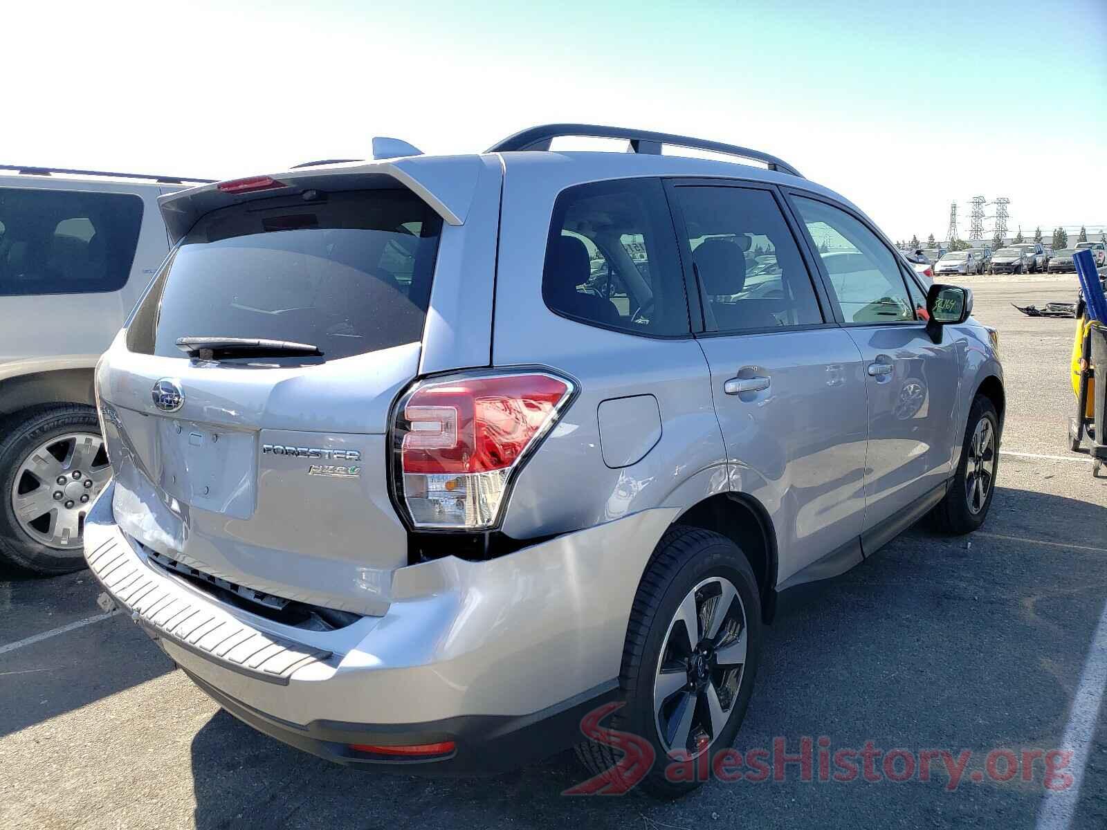 JF2SJAGC9HH584926 2017 SUBARU FORESTER