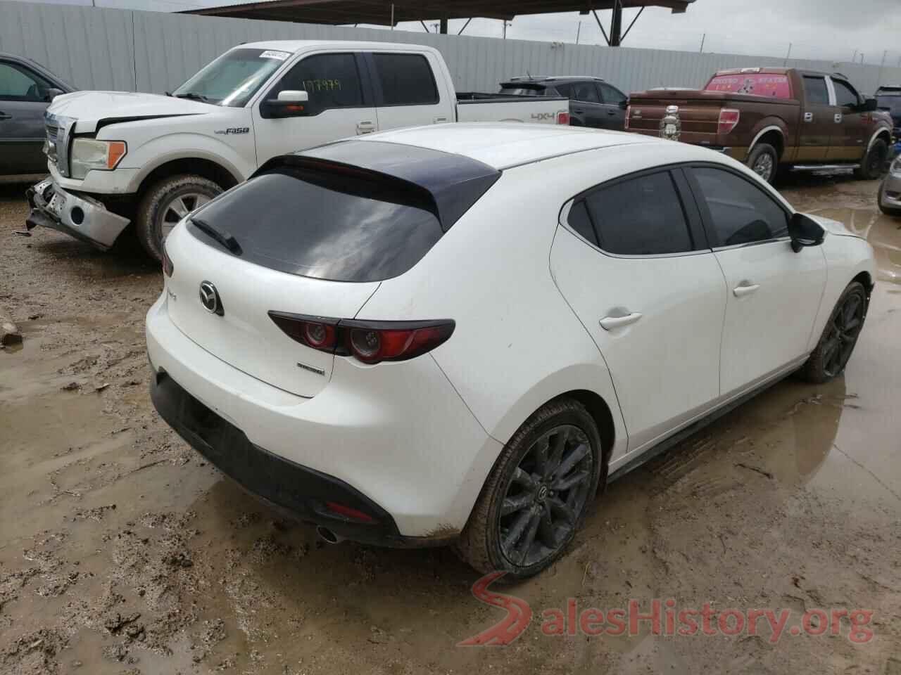 JM1BPAJM9K1139813 2019 MAZDA 3