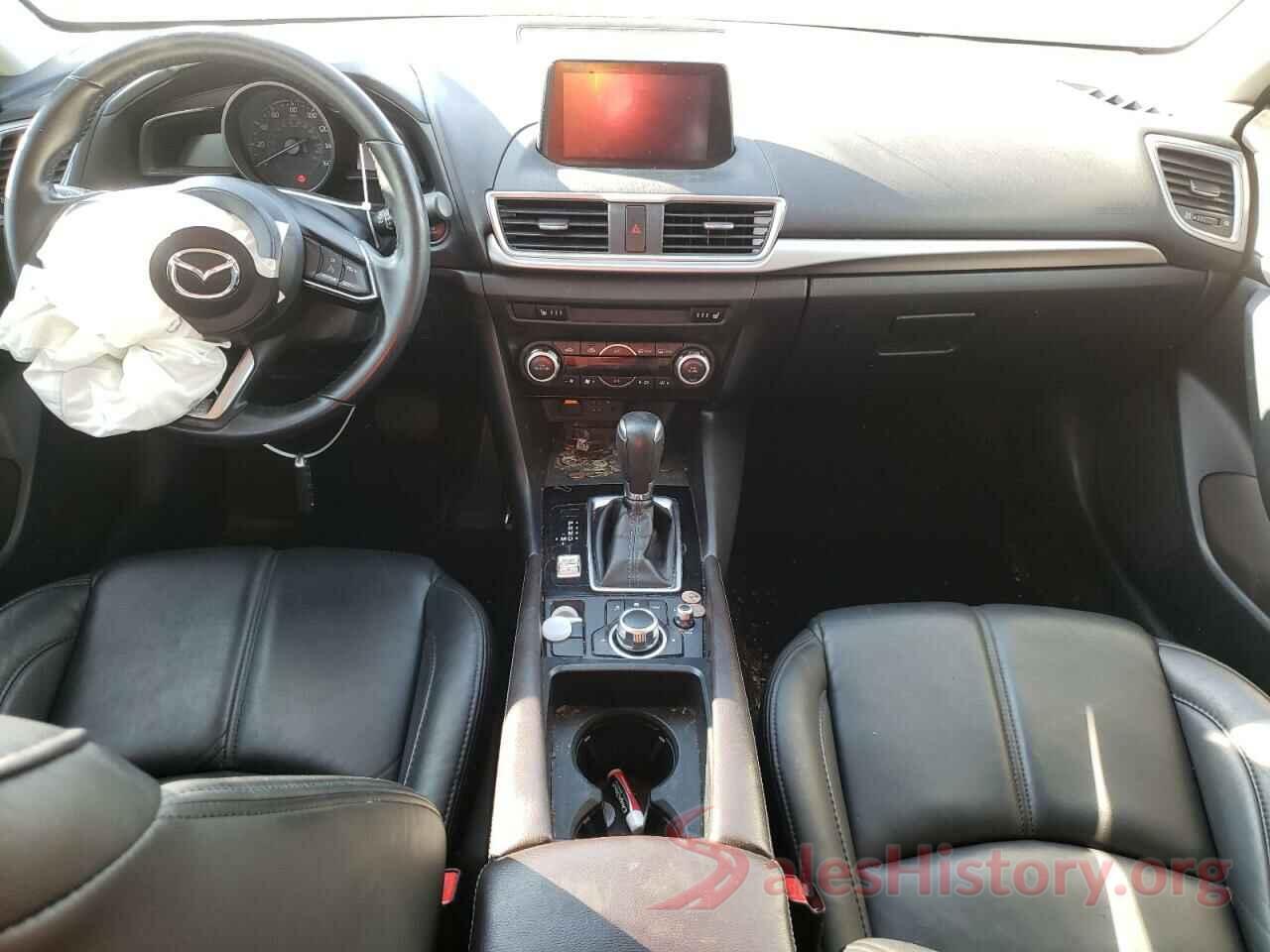 3MZBN1V32JM270779 2018 MAZDA 3