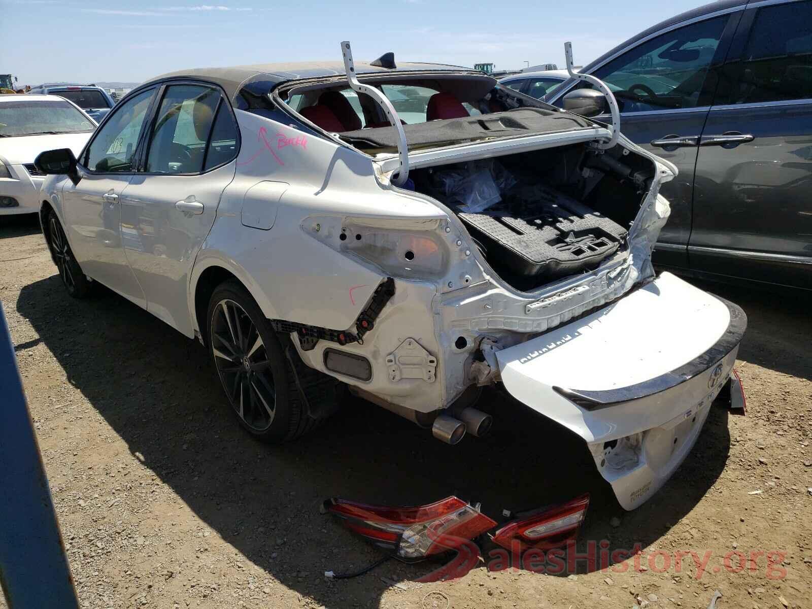 4T1B61HK3KU268213 2019 TOYOTA CAMRY