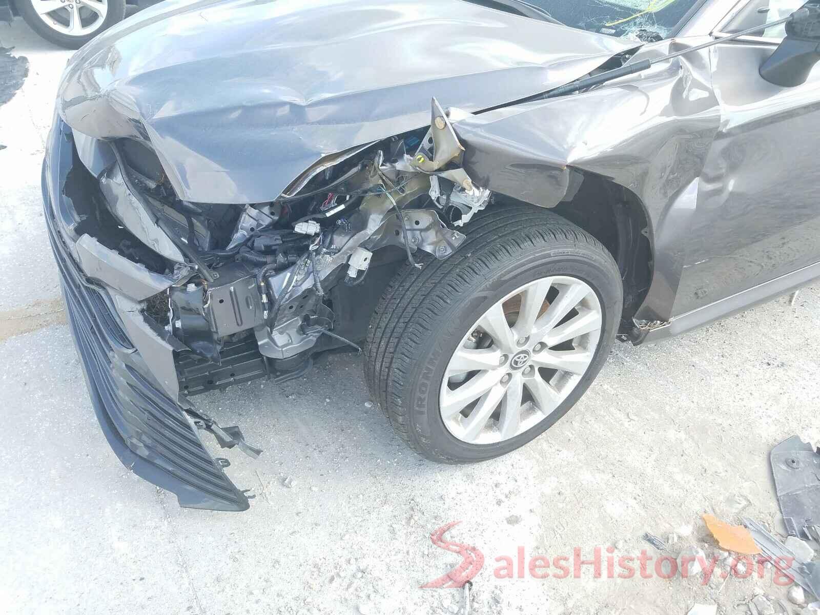 4T1B11HK9KU180572 2019 TOYOTA CAMRY