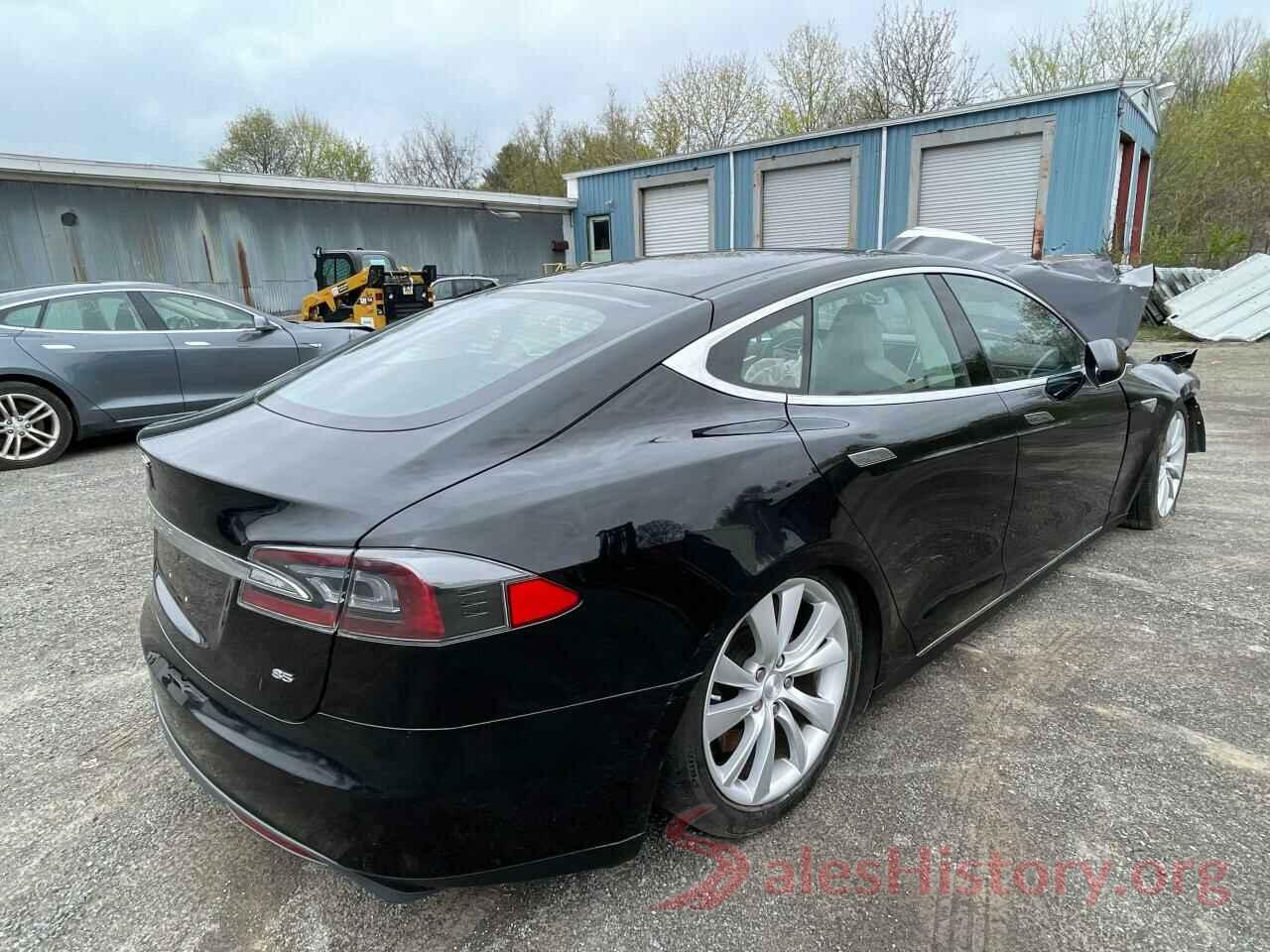 5YJSA1DN0DFP26448 2013 TESLA MODEL S