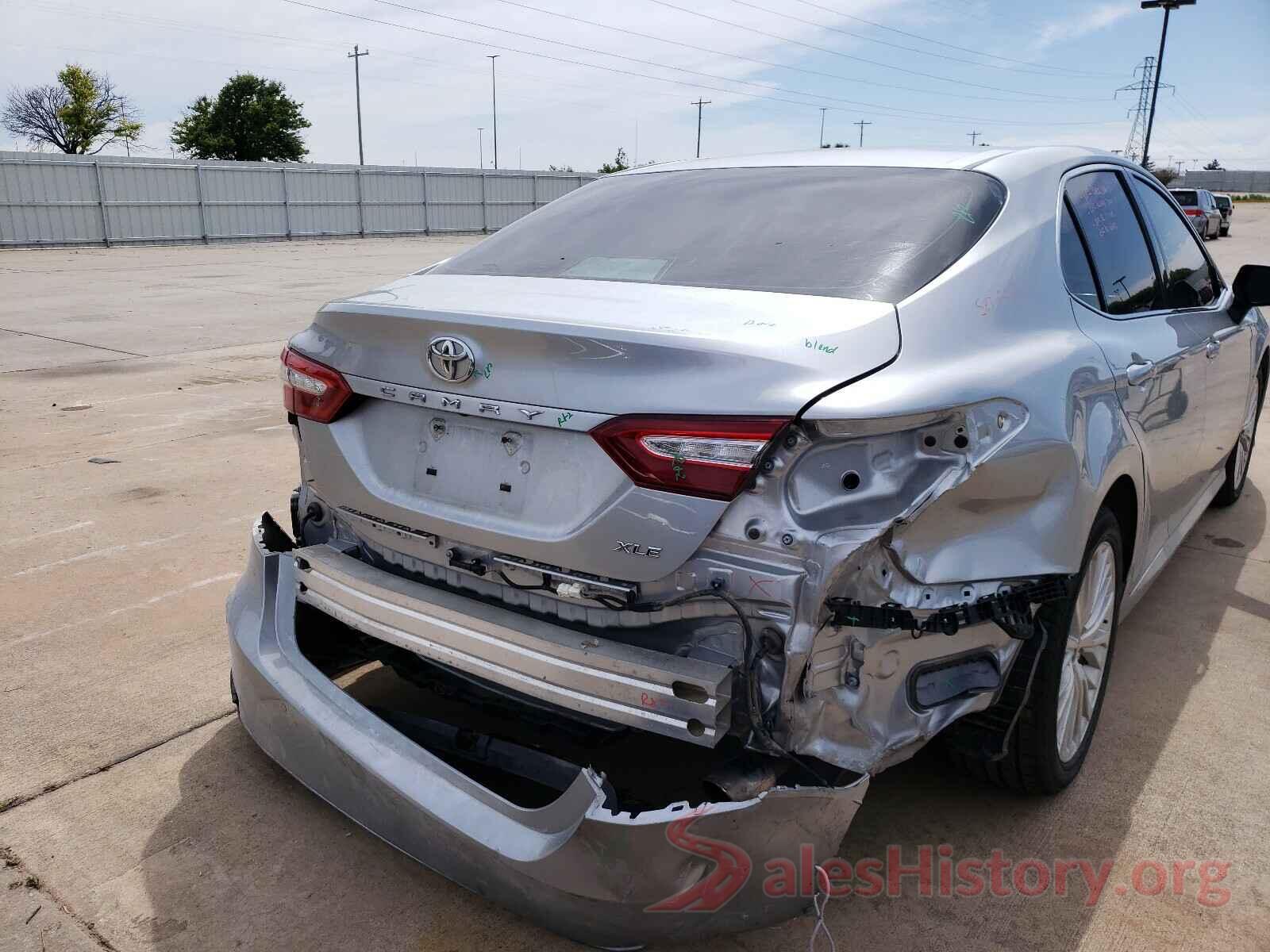 4T1B11HK7JU005137 2018 TOYOTA CAMRY