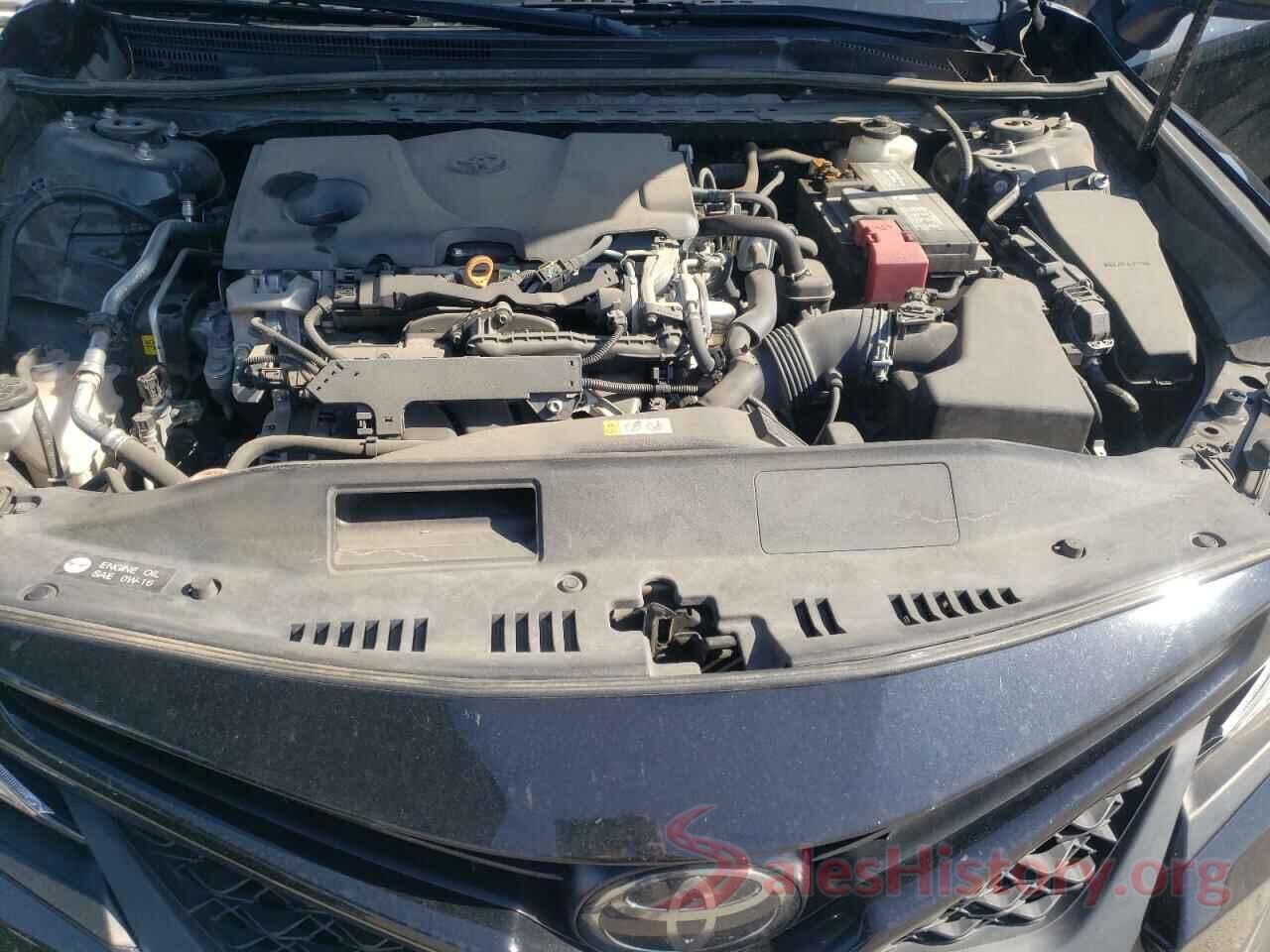 4T1B11HK2JU143197 2018 TOYOTA CAMRY