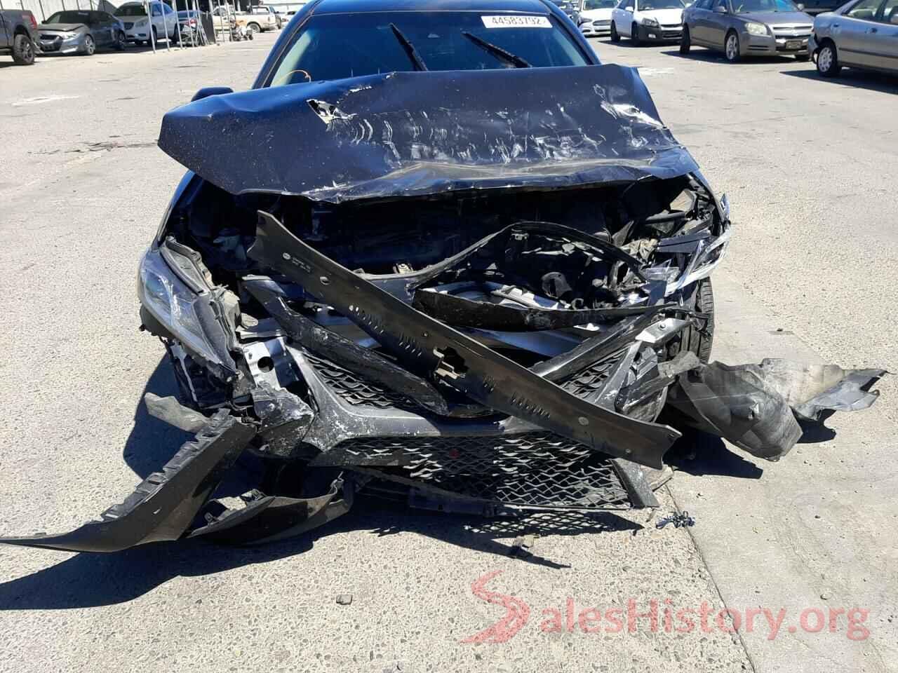 4T1B11HK7JU602031 2018 TOYOTA CAMRY