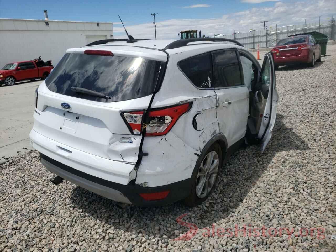 1FMCU9HD2JUC40170 2018 FORD ESCAPE