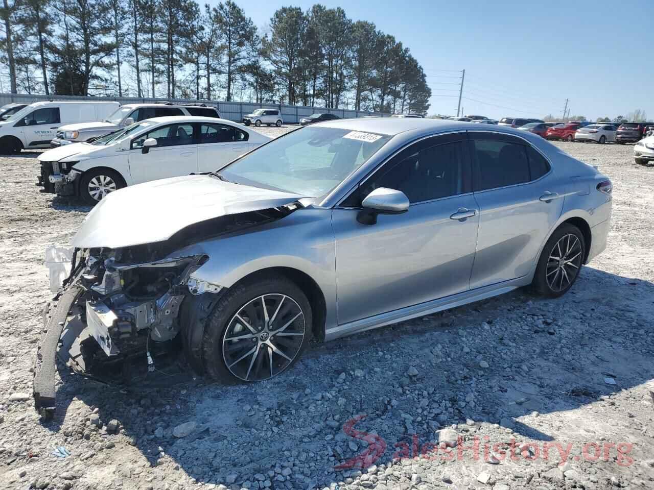 4T1G11AK0MU574268 2021 TOYOTA CAMRY