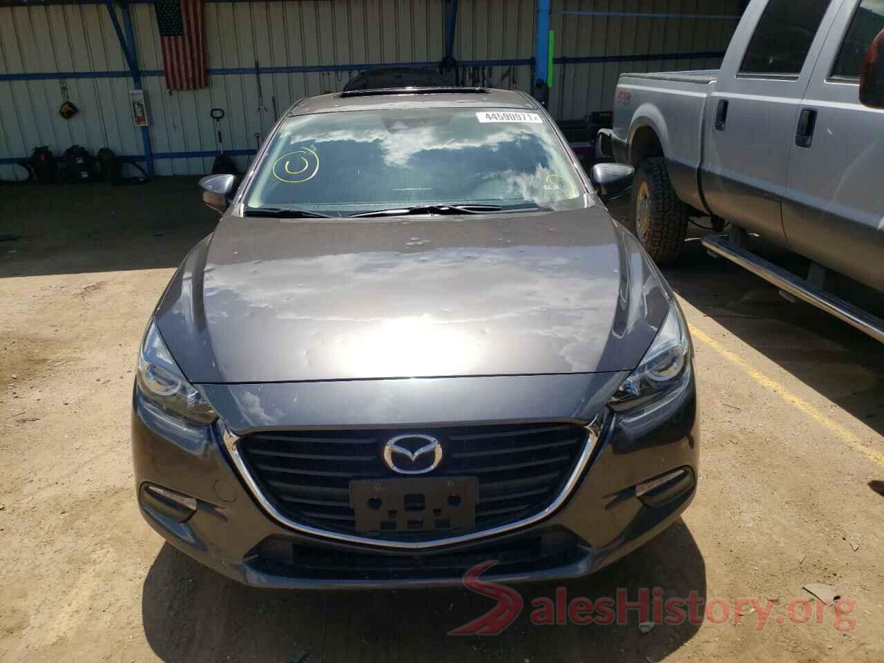 3MZBN1L37JM251695 2018 MAZDA 3