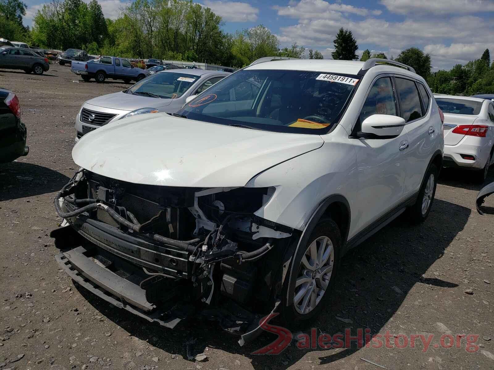 KNMAT2MV6HP584212 2017 NISSAN ROGUE