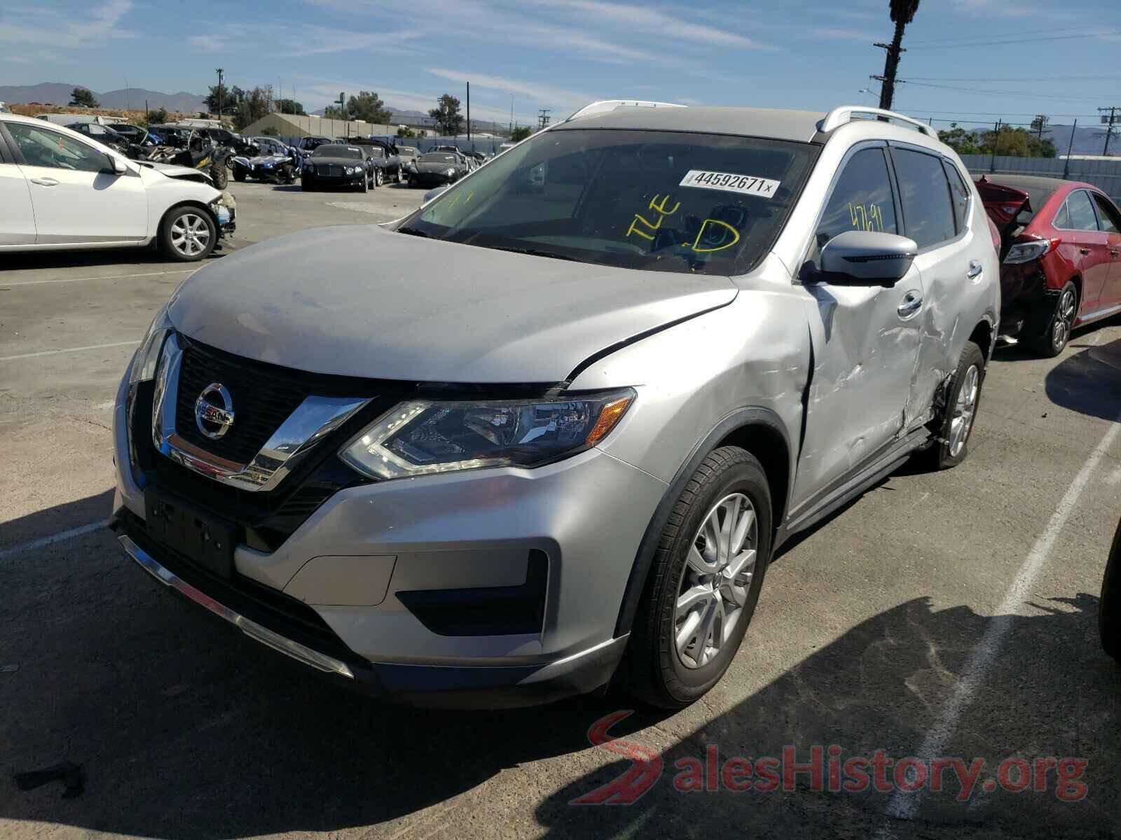 KNMAT2MT2HP544076 2017 NISSAN ROGUE