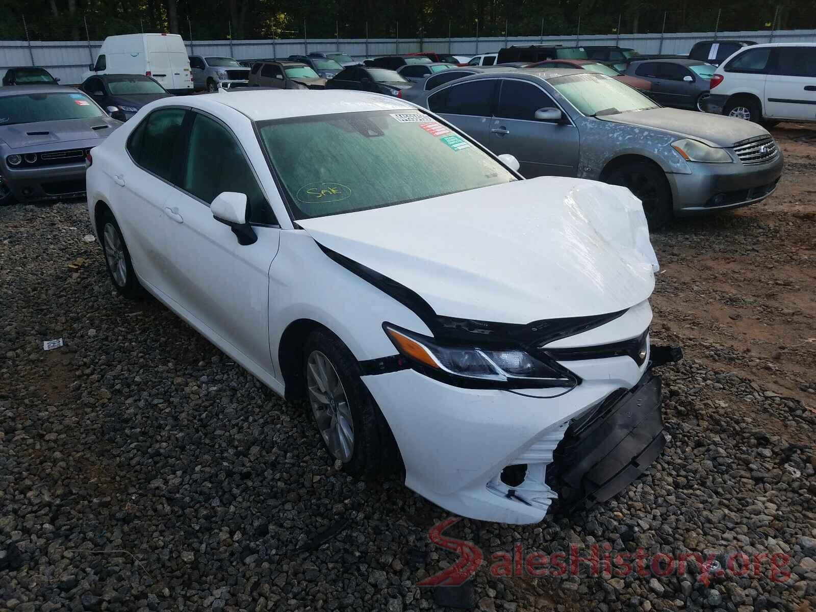 4T1B11HK0KU229352 2019 TOYOTA CAMRY