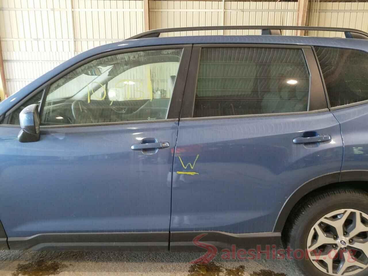 JF2SKAJC7LH546352 2020 SUBARU FORESTER