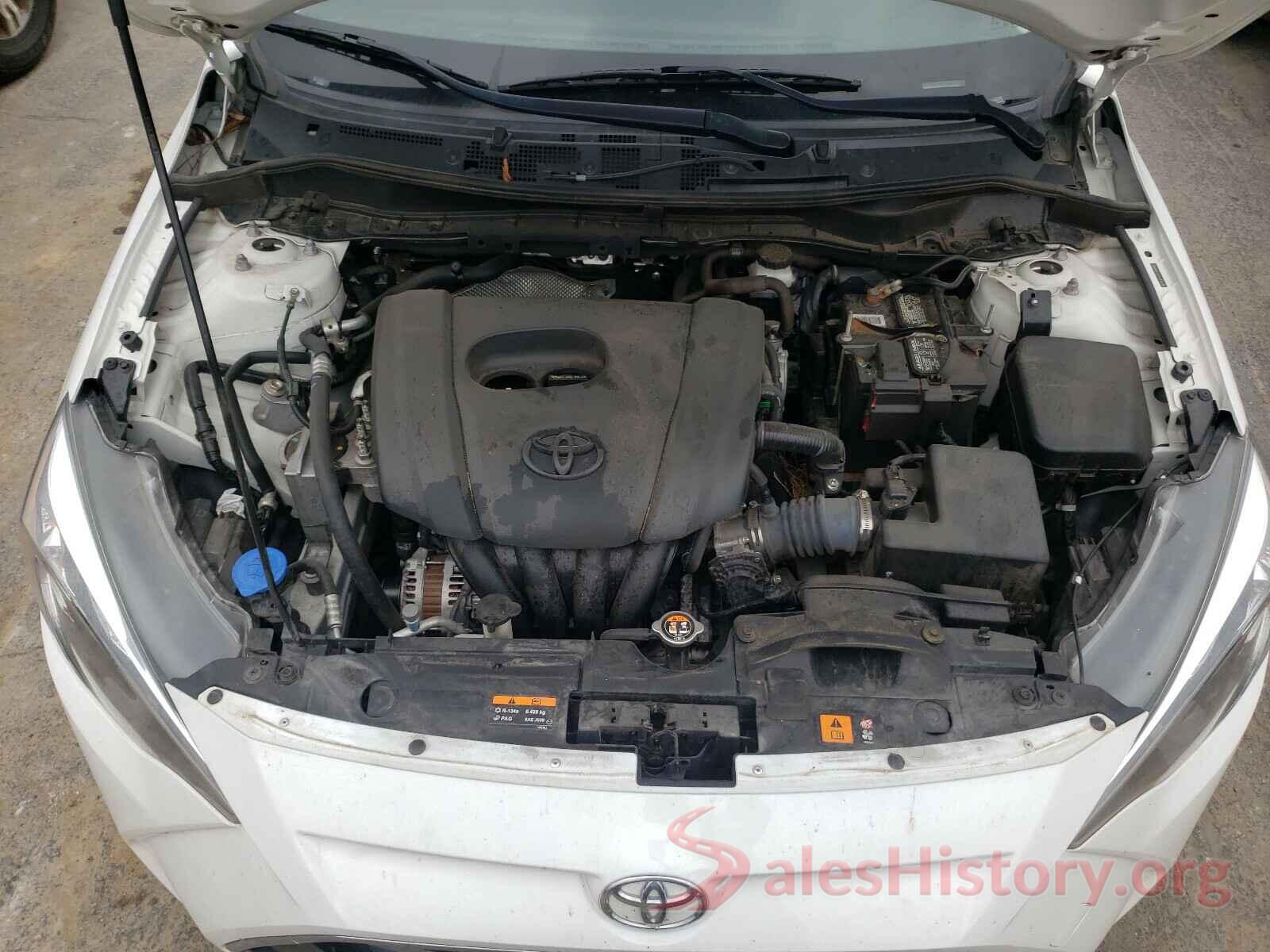 3MYDLBYV7JY306562 2018 TOYOTA YARIS