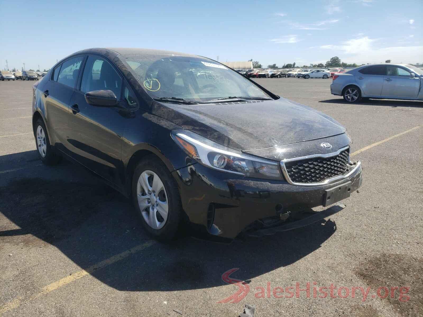 3KPFK4A76HE077532 2017 KIA FORTE